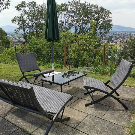 Hills, Bürgle 3e Orman Evi *