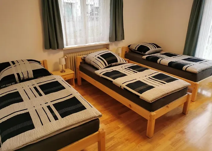 Hills, Bürgle 3e Lodge