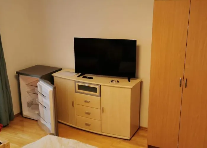 Hills, Bürgle 3e Lodge